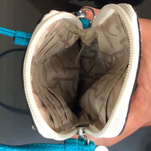 Calvin Klein hand bag - Picture 3 of 3